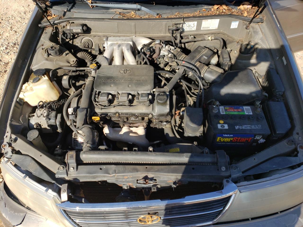 1998 Toyota Avalon - Image 11