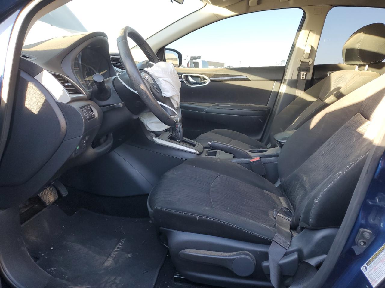2019 Nissan Sentra - Image 7