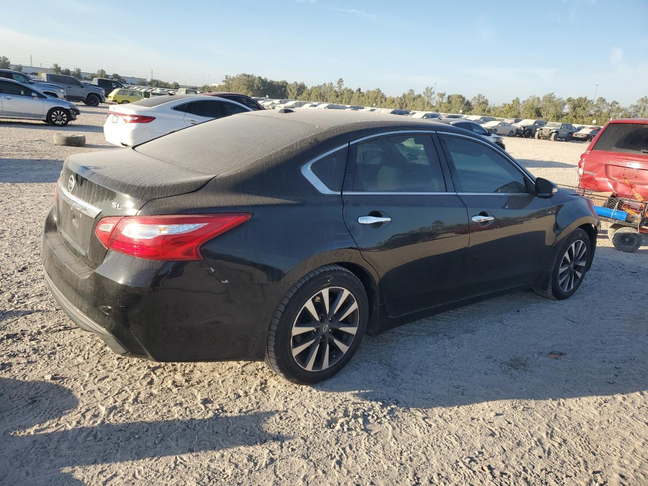 2016 Nissan Altima - Image 3