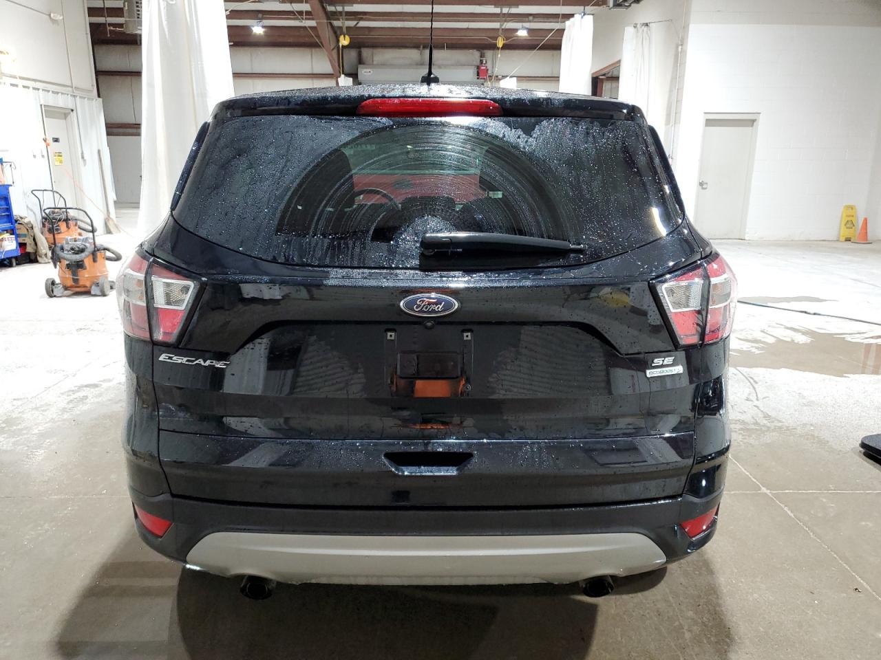 2017 Ford Escape Se VIN: 1FMCU0GD1HUD82470 Lot: 77024404