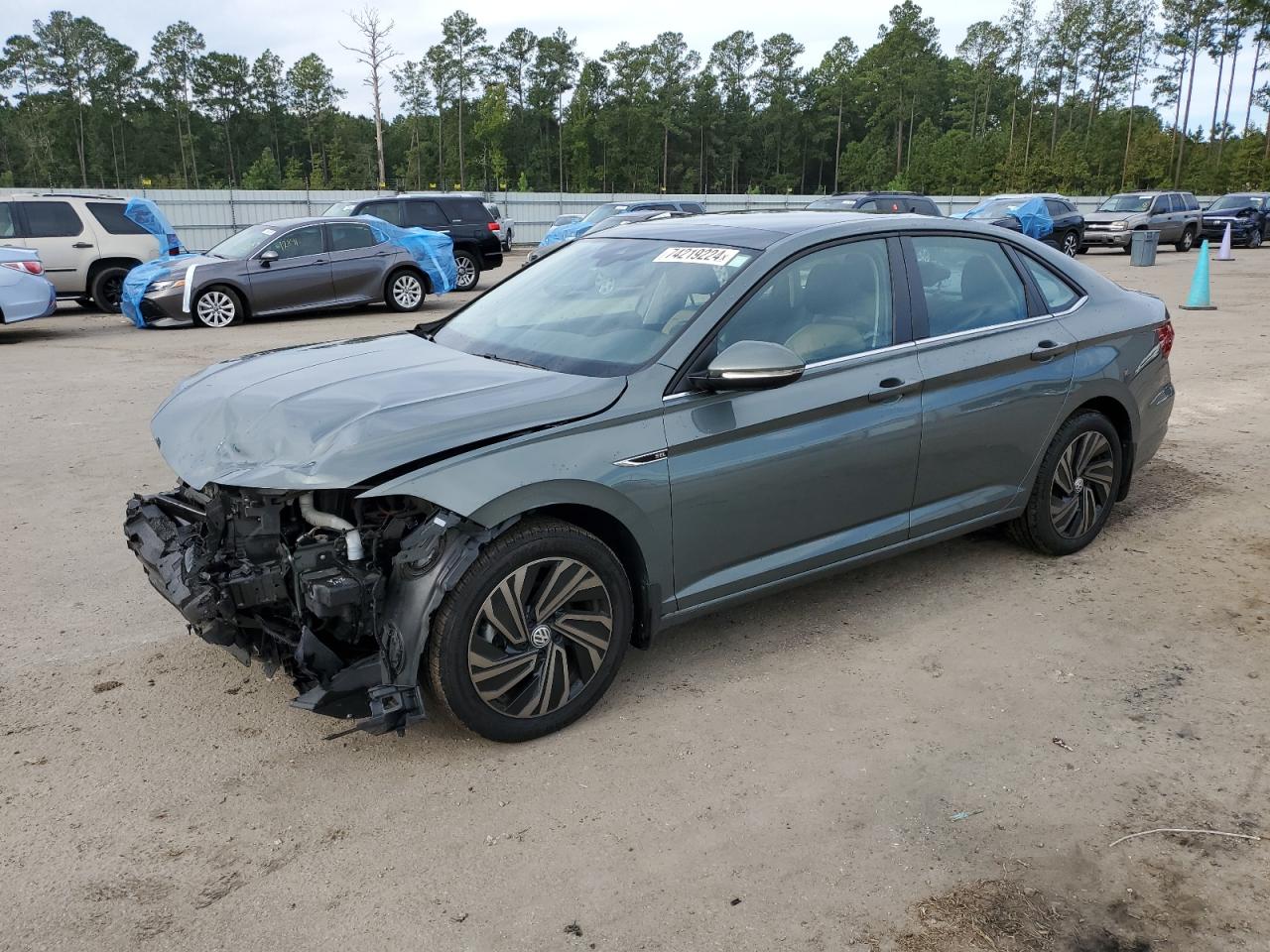 2019 Volkswagen Jetta - Image 1