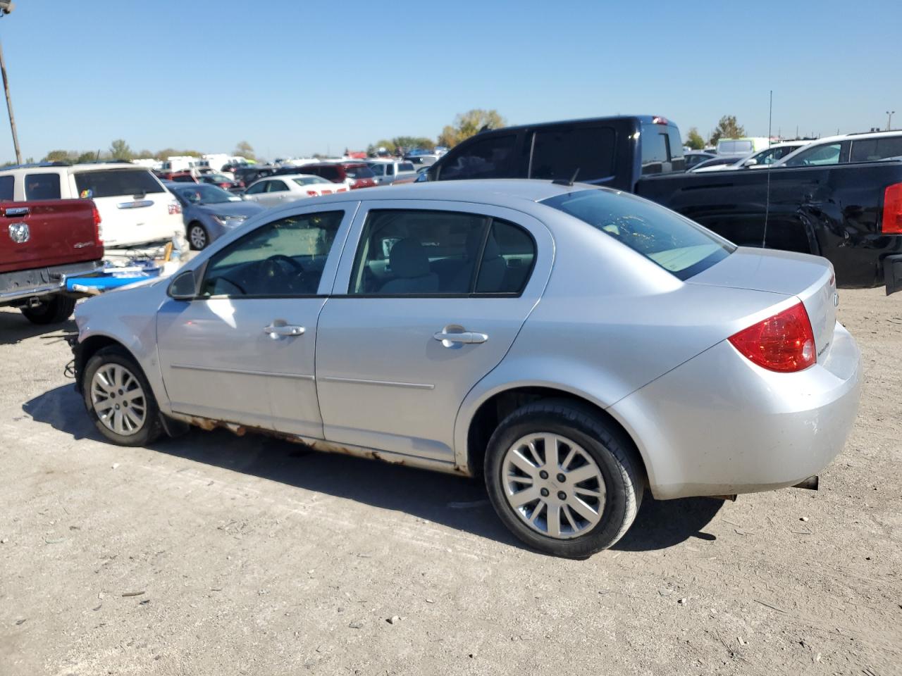2009 Chevrolet Cobalt - Image 2