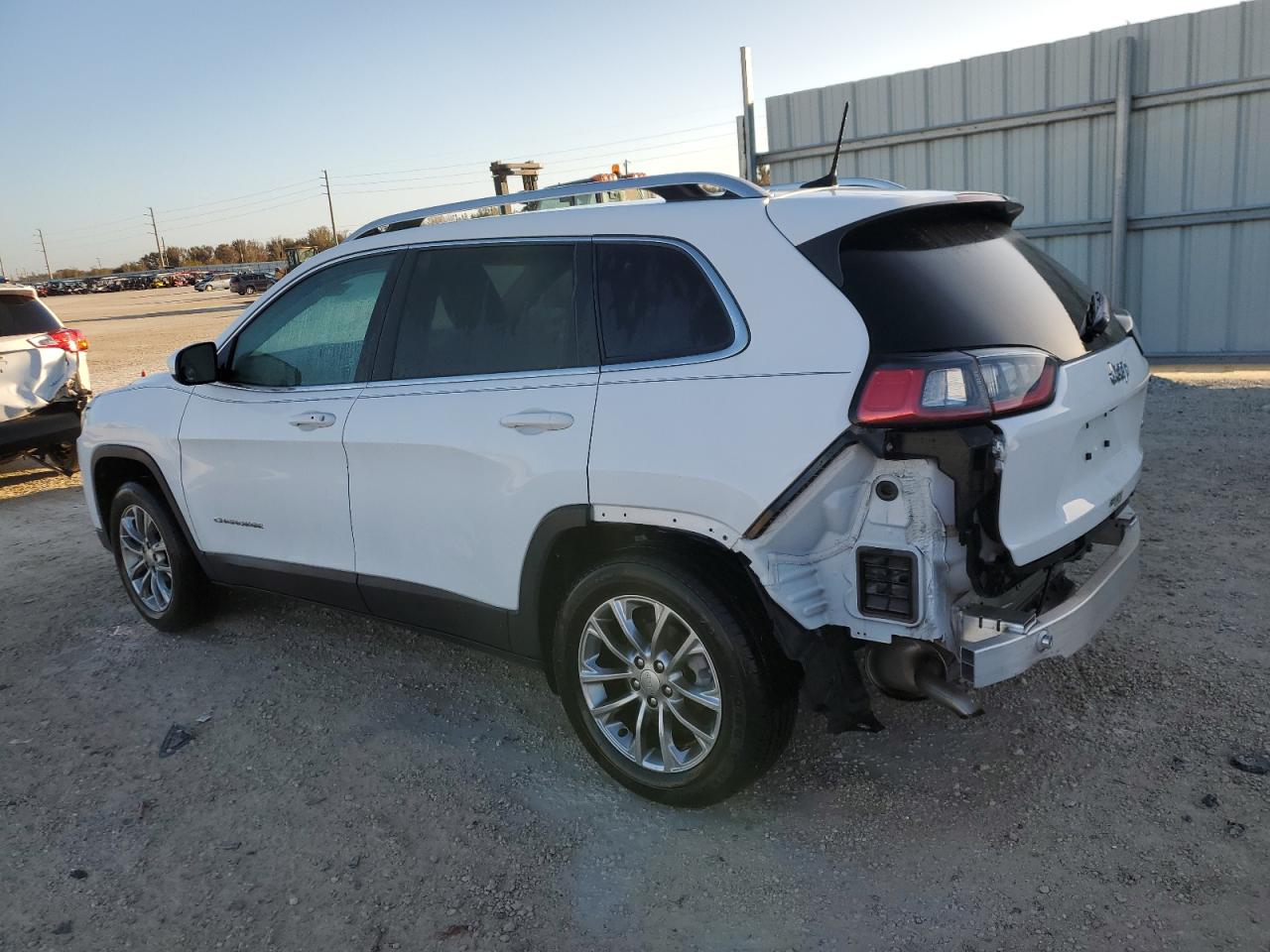 2019 Jeep Grand Cherokee - Image 2