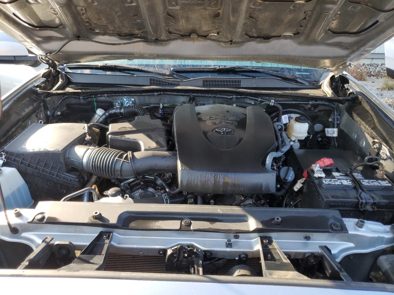 2022 Toyota Tacoma - Image 11