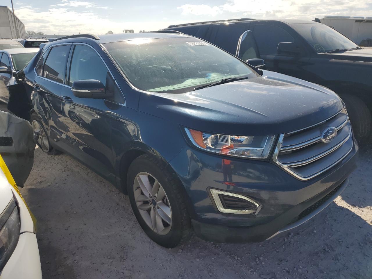 2017 Ford Edge - Image 4