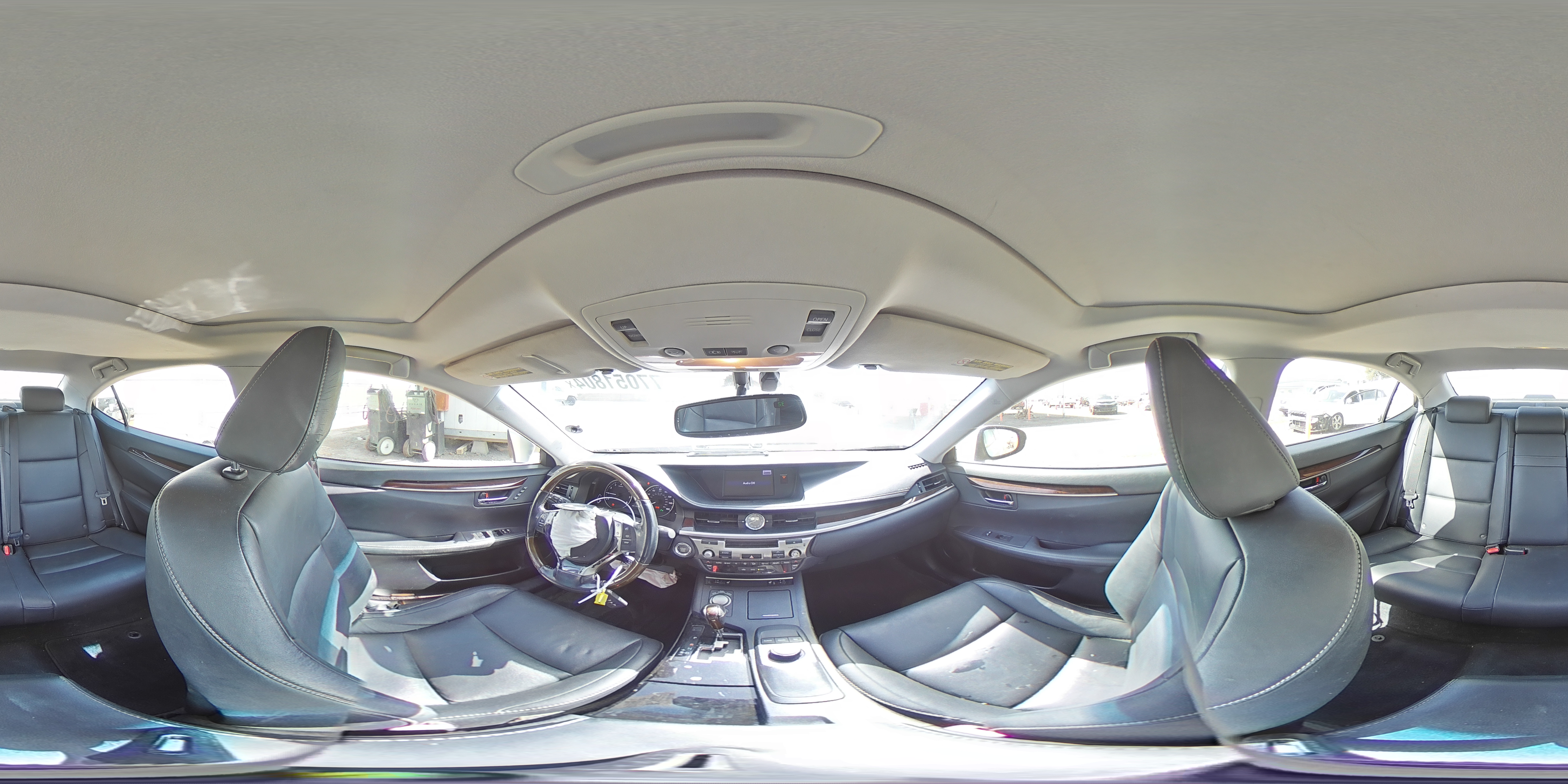 2013 Lexus ES - Image 12