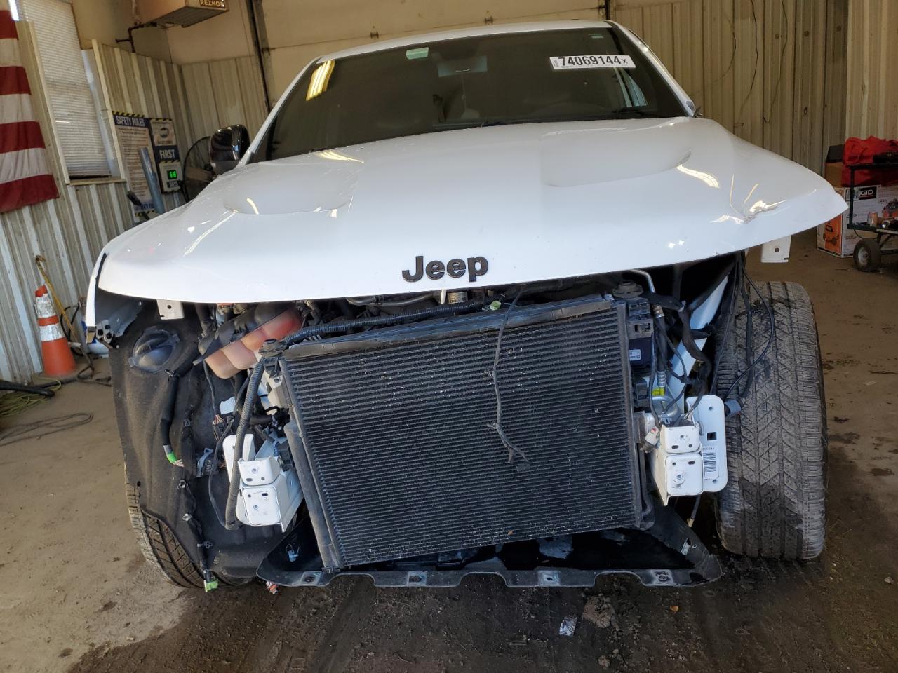 2021 Jeep Grand Cherokee - Image 5