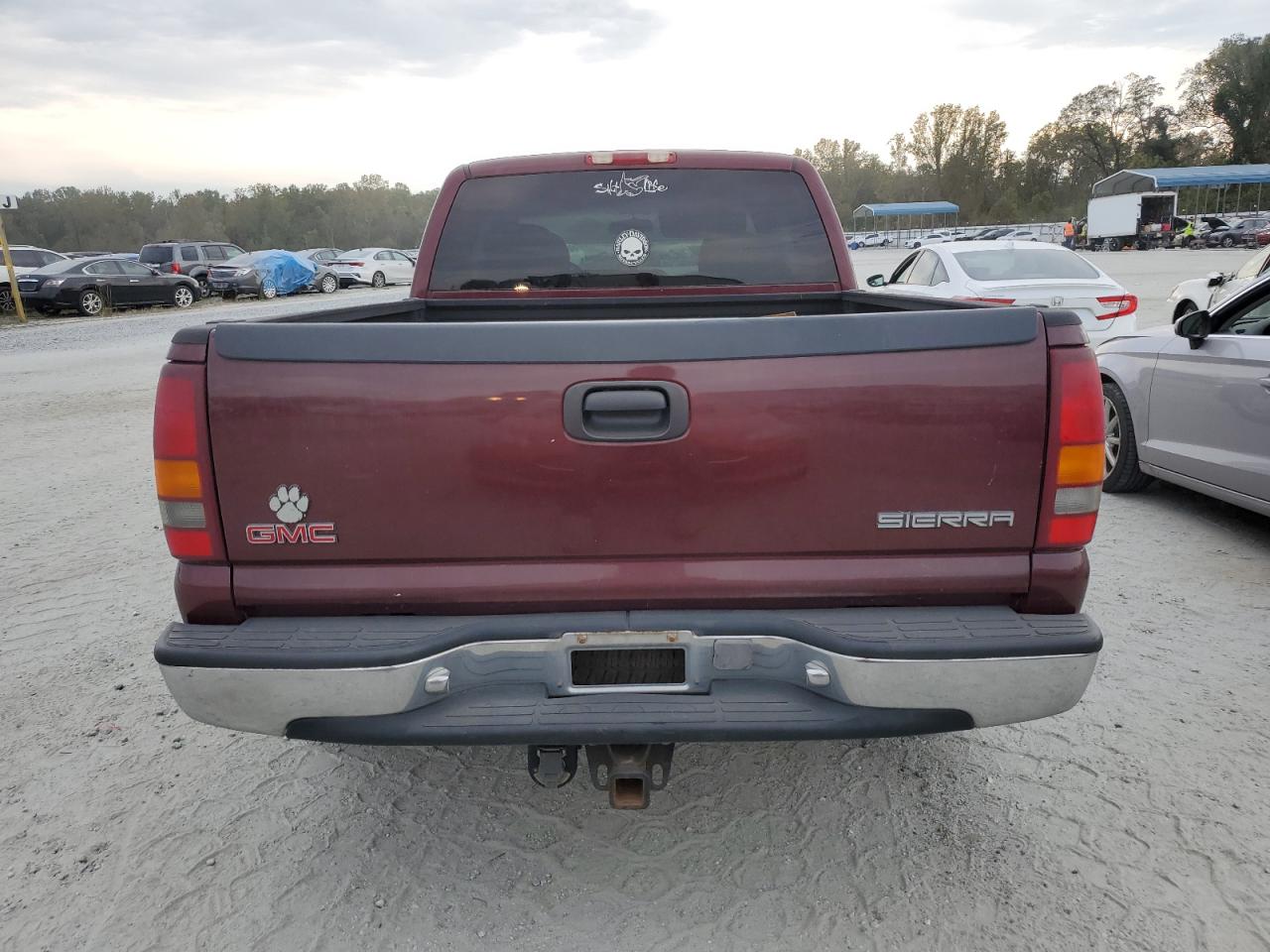 2001 GMC New Sierra C1500 VIN: 2GTEC19T311185425 Lot: 74591694