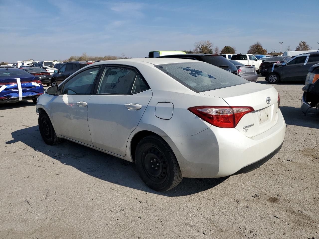 VIN 5YFBURHE5HP605327 2017 TOYOTA COROLLA no.2