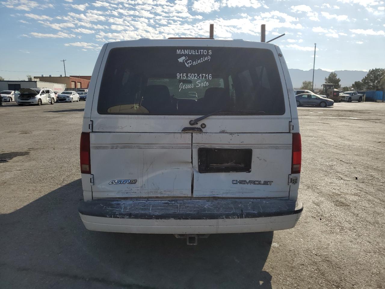 2000 Chevrolet Astro VIN: 1GBDM19W8YB142121 Lot: 75484534