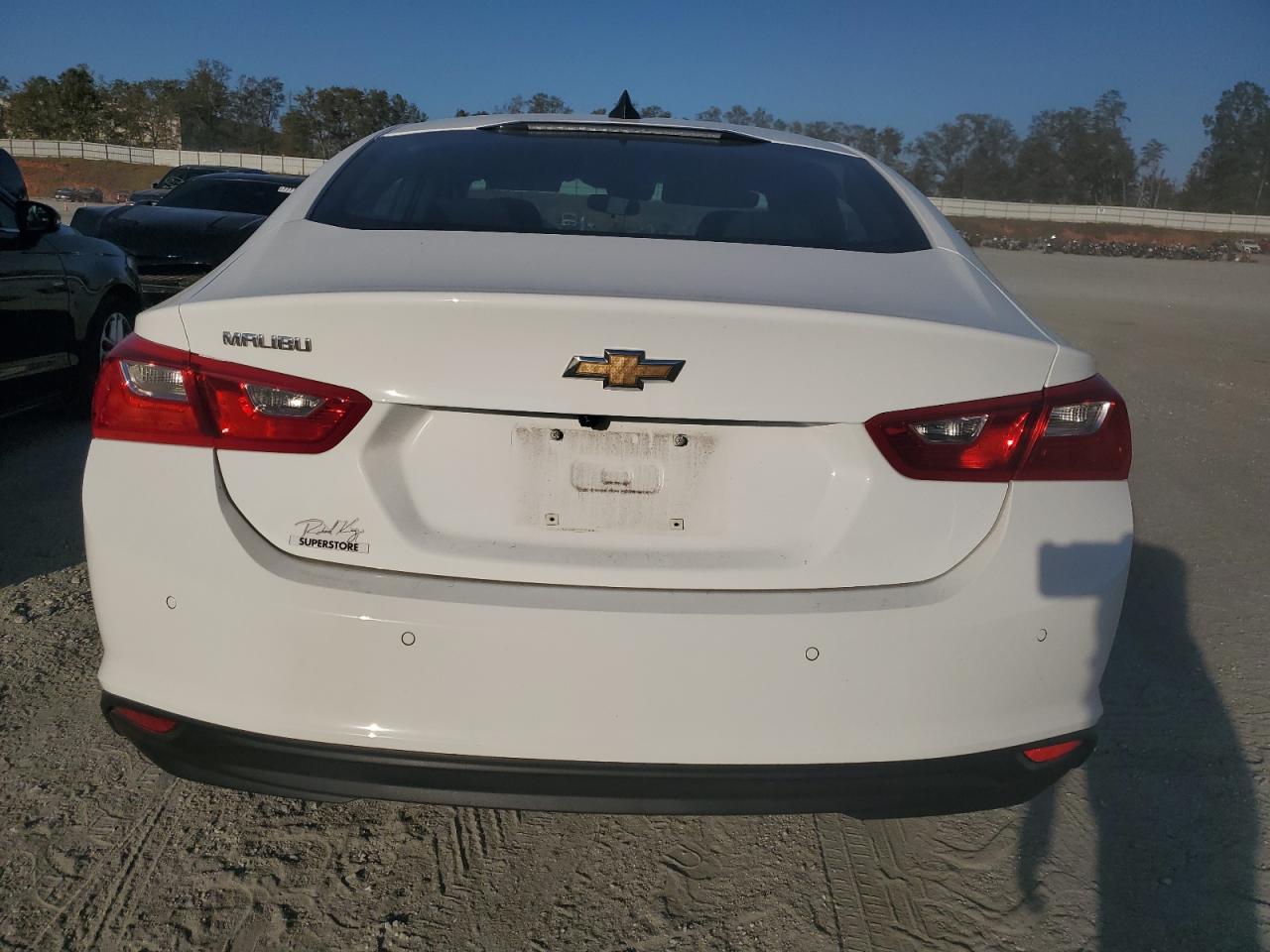 2023 Chevrolet Malibu - Image 6