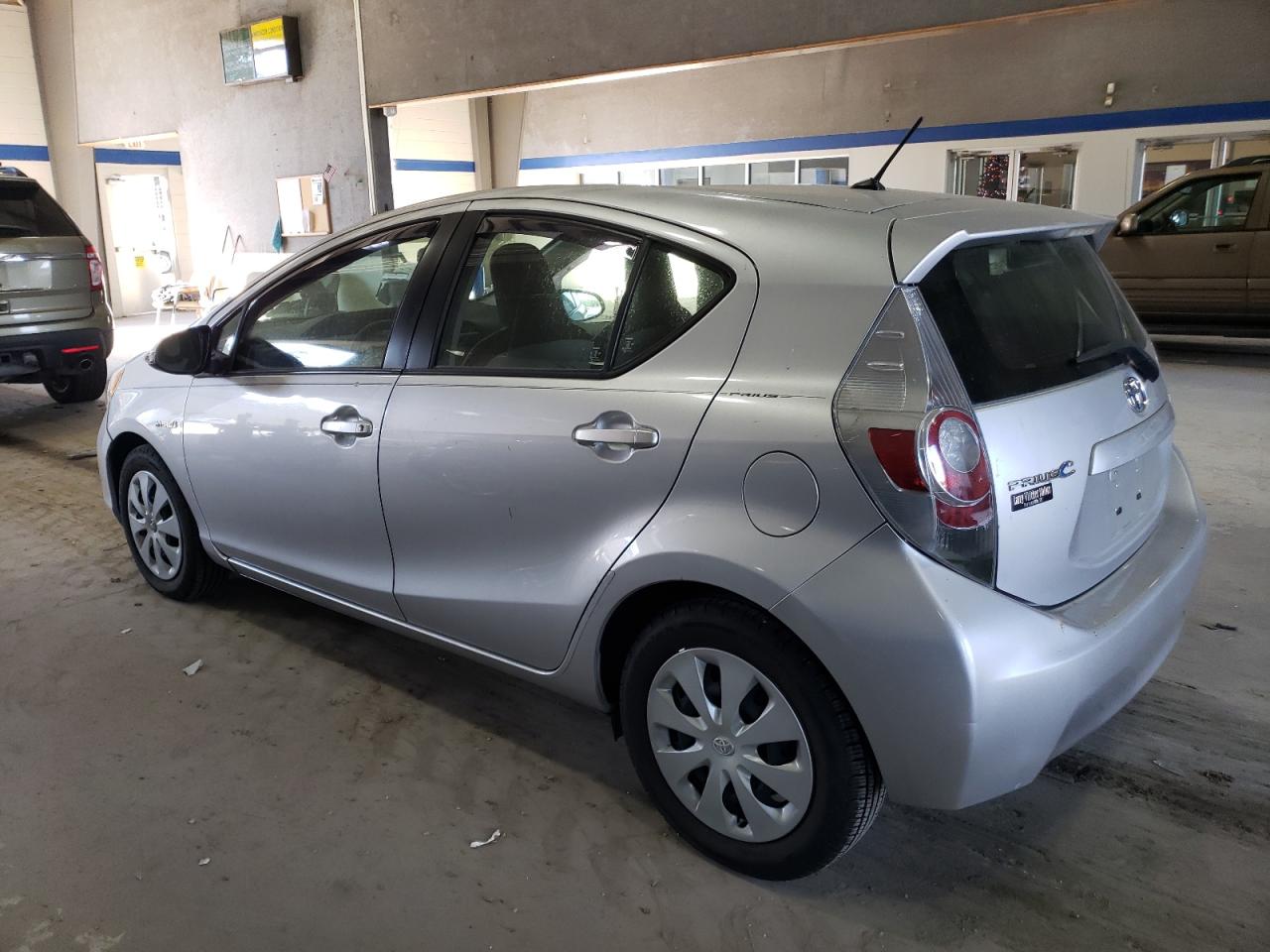 JTDKDTB32E1565762 2014 Toyota Prius C