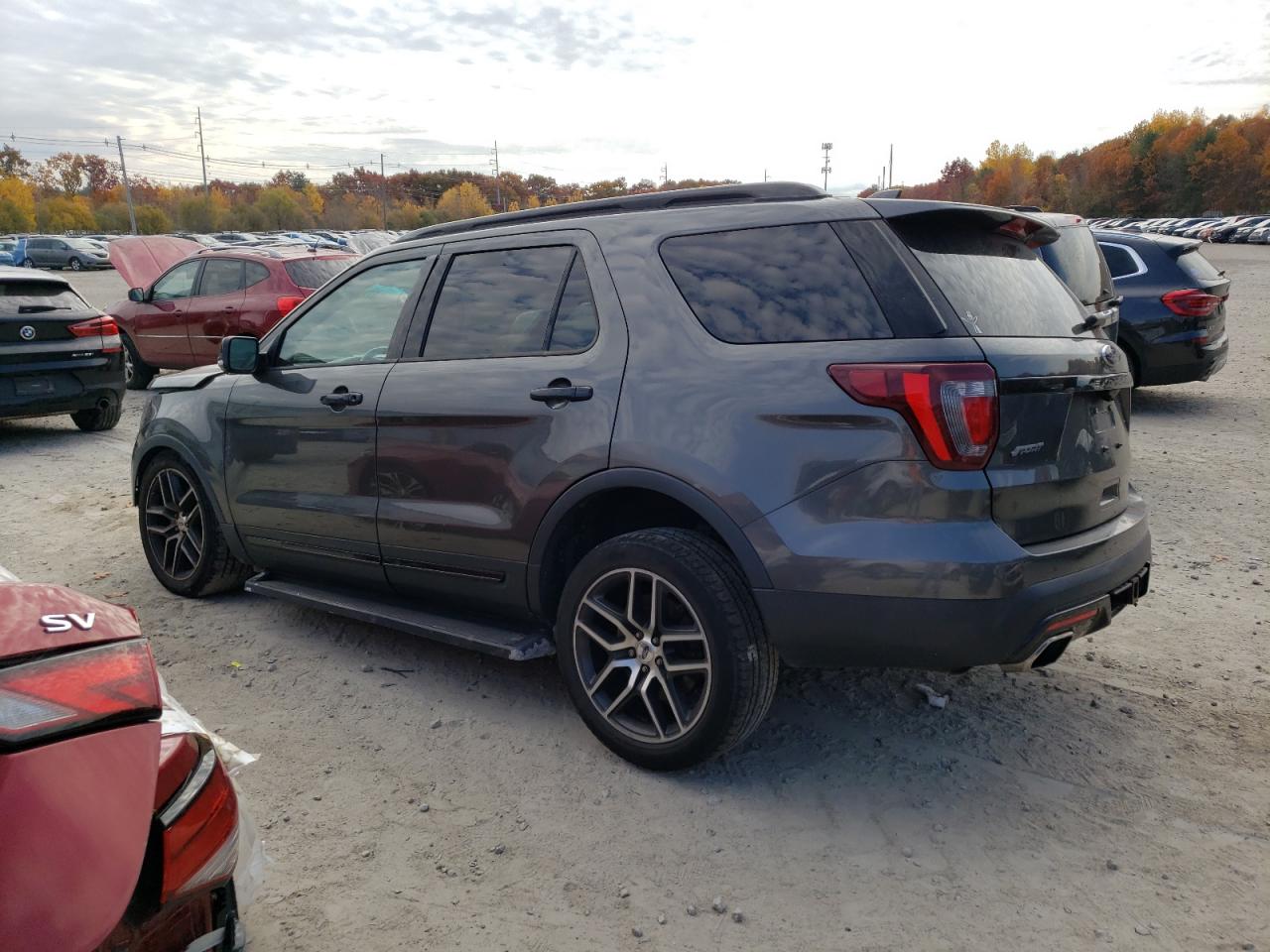 2017 Ford Explorer - Image 2