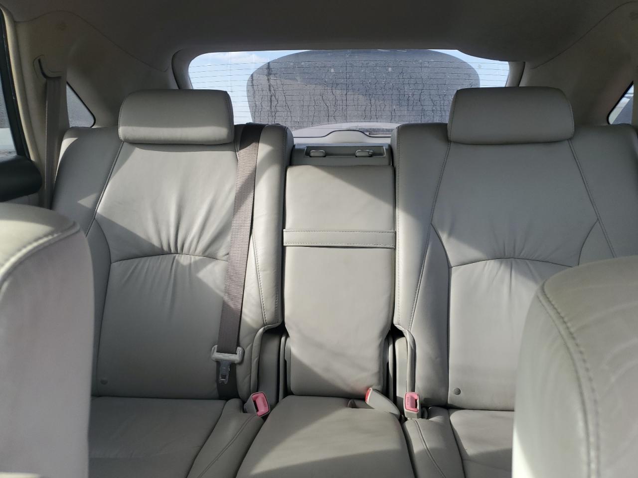 2006 Lexus RX - Image 10