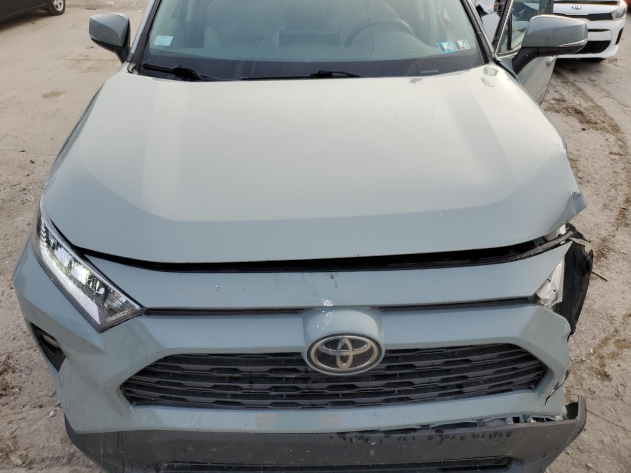 2019 Toyota Rav4 Xle Premium VIN: 2T3A1RFV1KC038944 Lot: 75536254