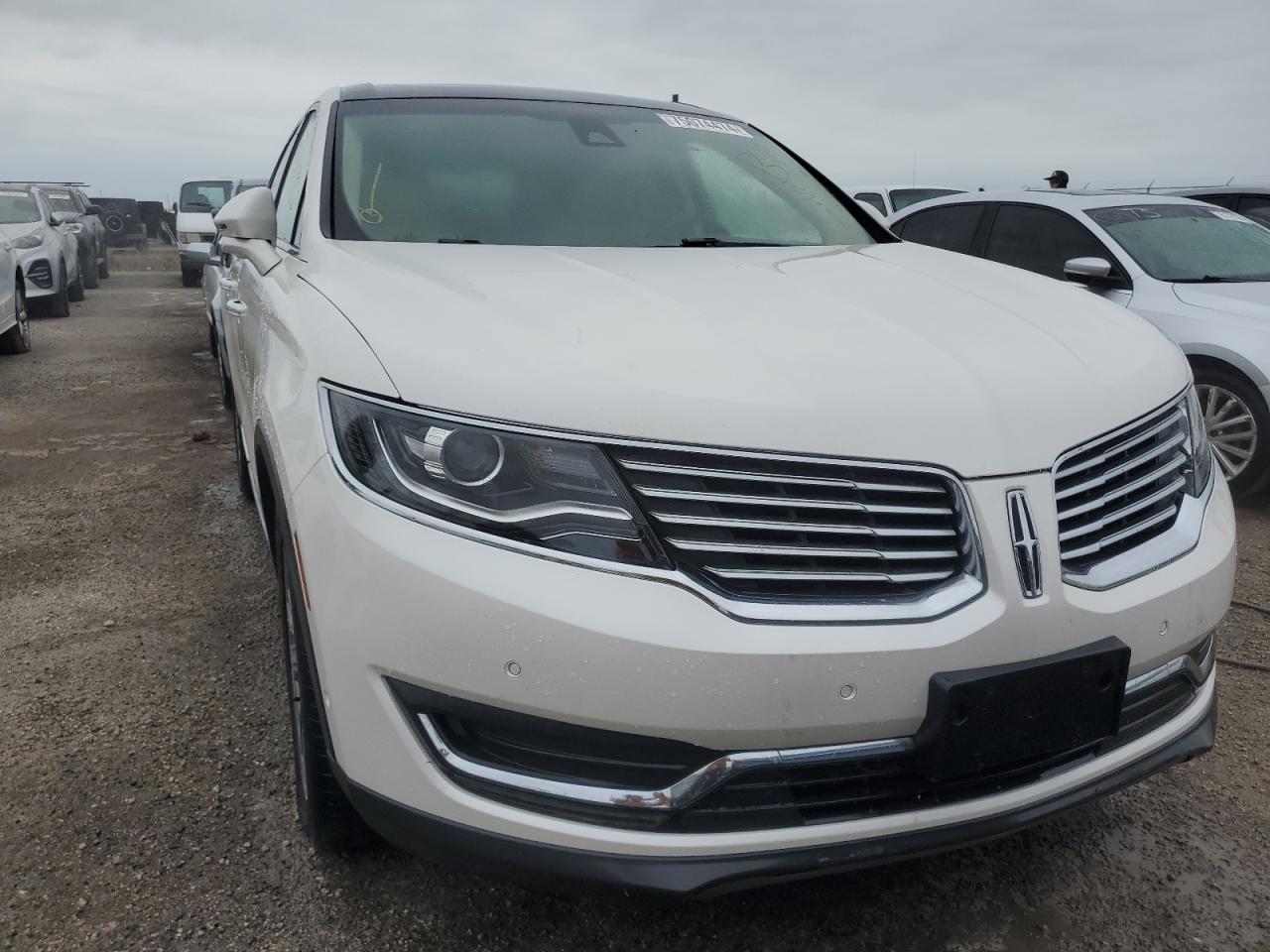 2018 Lincoln MKX - Image 5