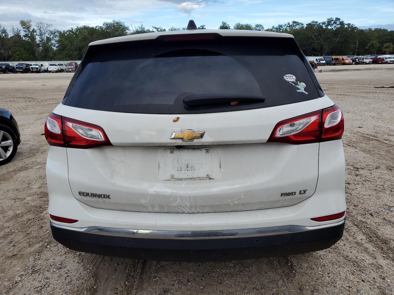 2GNAXUEVXK6270379 2019 Chevrolet Equinox Lt