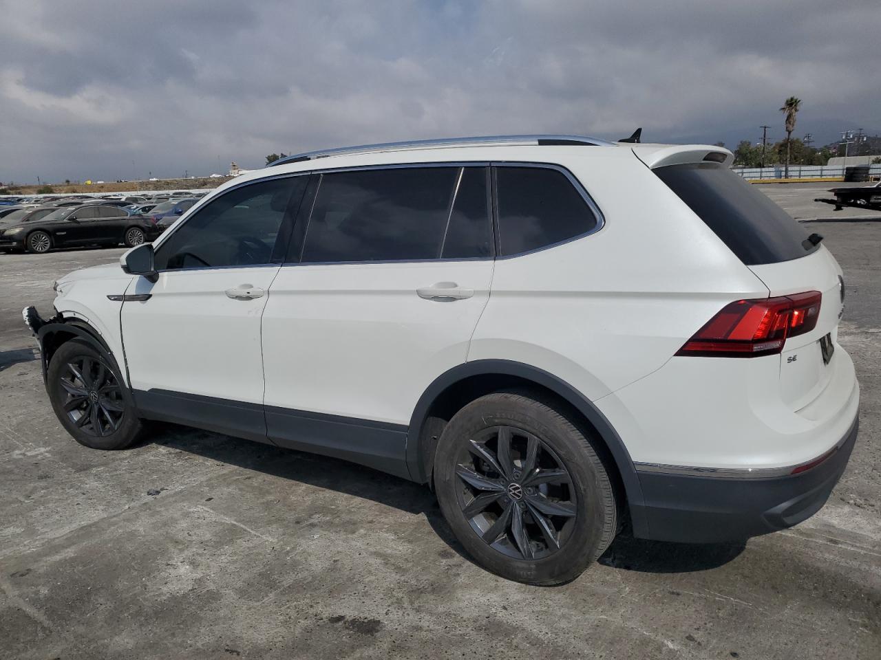 VIN 3VV3B7AX6PM060420 2023 VOLKSWAGEN TIGUAN no.2