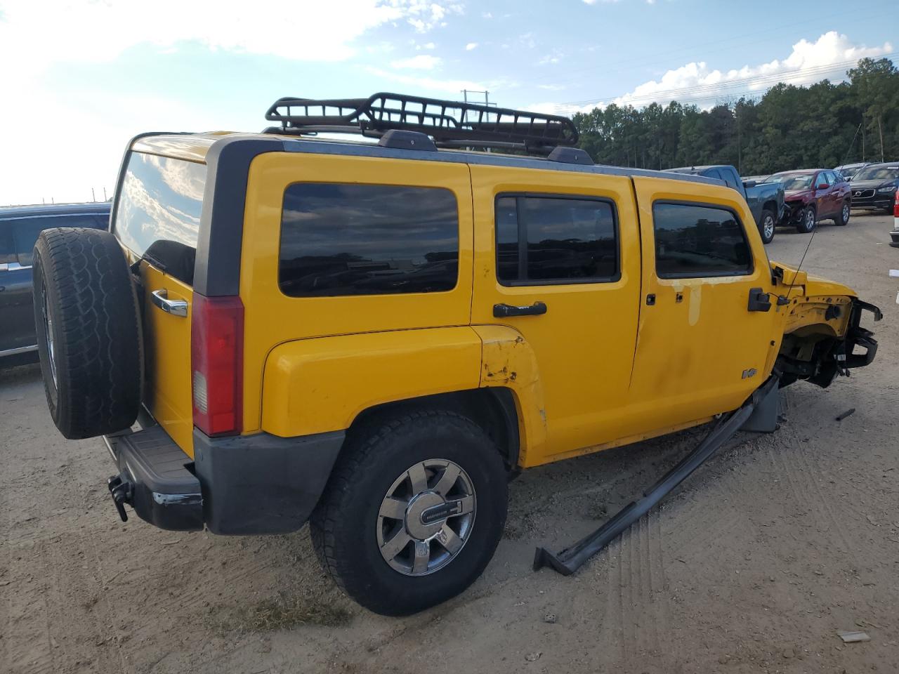 2007 Hummer H3 - Image 3