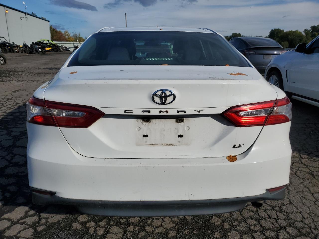 2018 Toyota Camry L VIN: 4T1B11HK7JU501099 Lot: 77405954