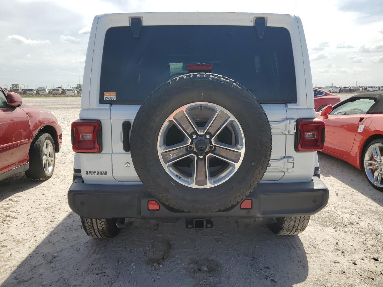 2020 Jeep Wrangler Unlimited Sahara VIN: 1C4HJXEG7LW260203 Lot: 74528674