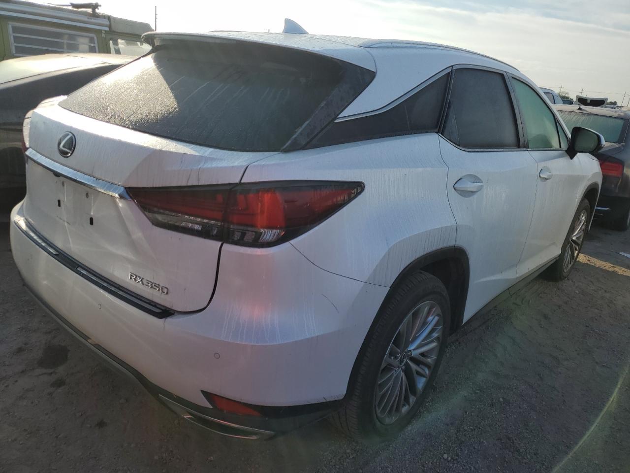 2021 Lexus RX - Image 3