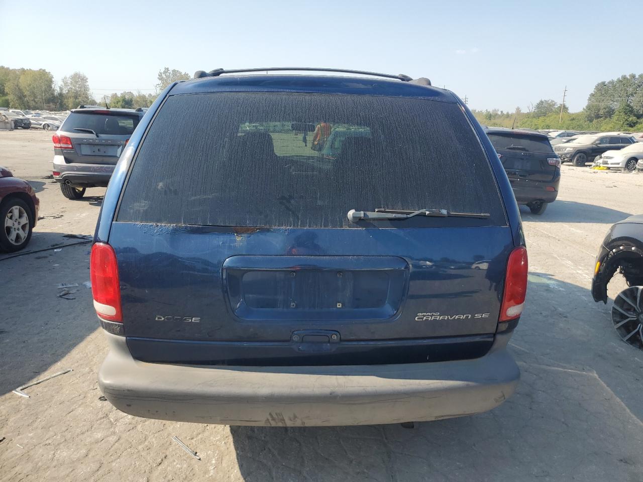 2000 Dodge Grand Caravan Se VIN: 1B4GP44G7YB772212 Lot: 75664674