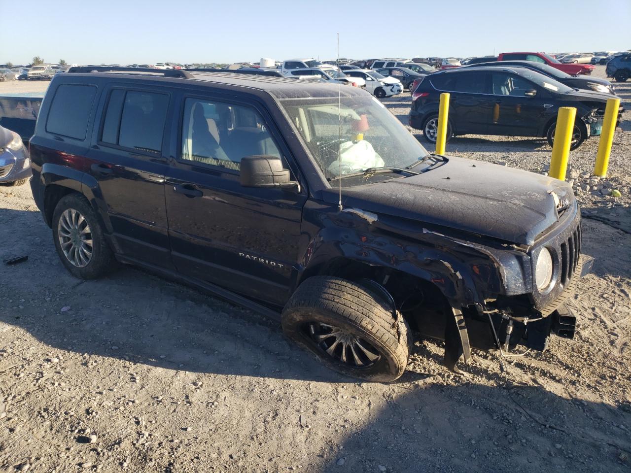 2015 Jeep Liberty (Patriot) - Image 4