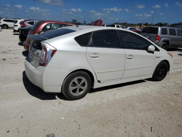  TOYOTA PRIUS 2013 Белый