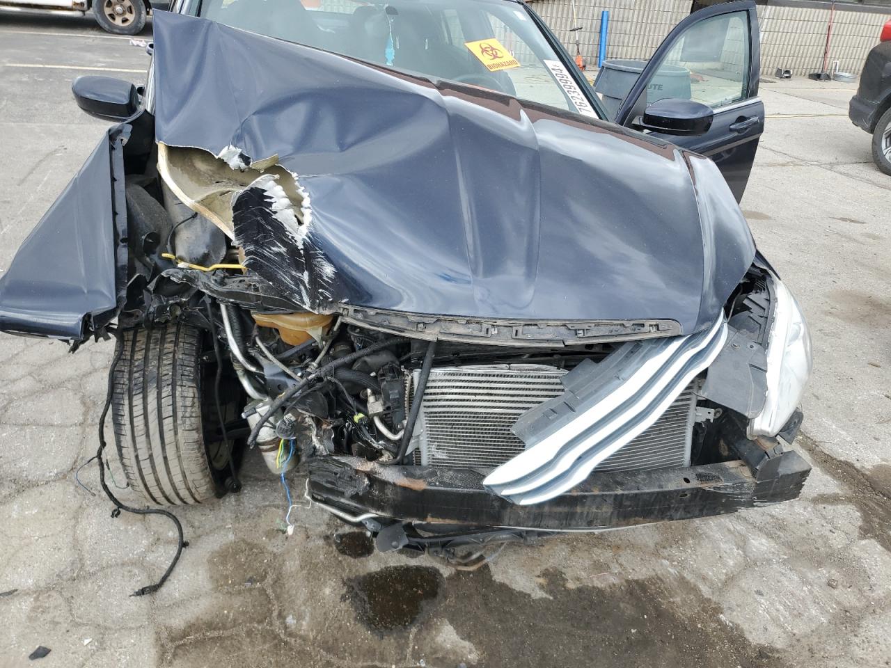 2012 Chrysler 200 - Image 12