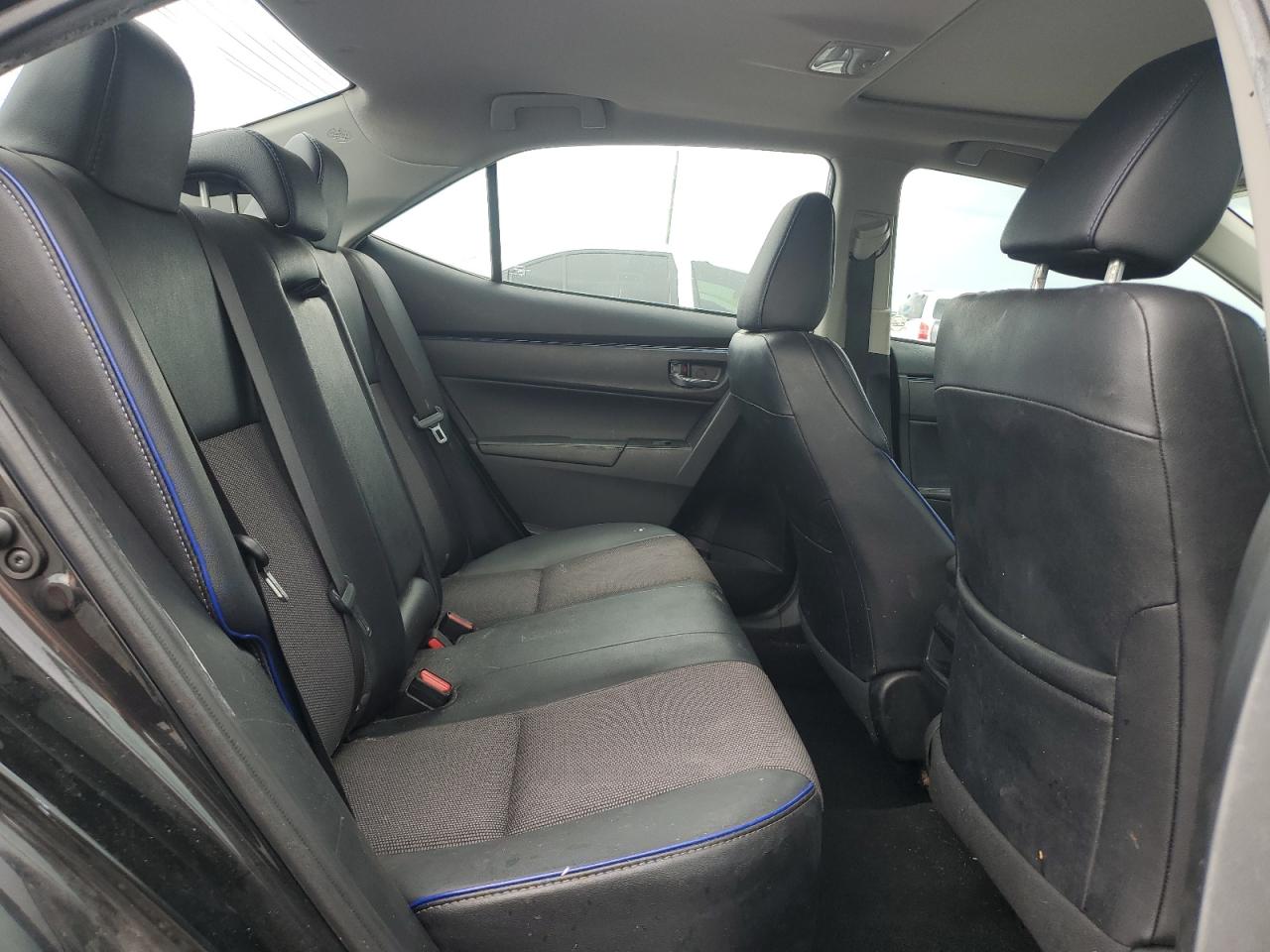2018 Toyota Corolla - Image 10