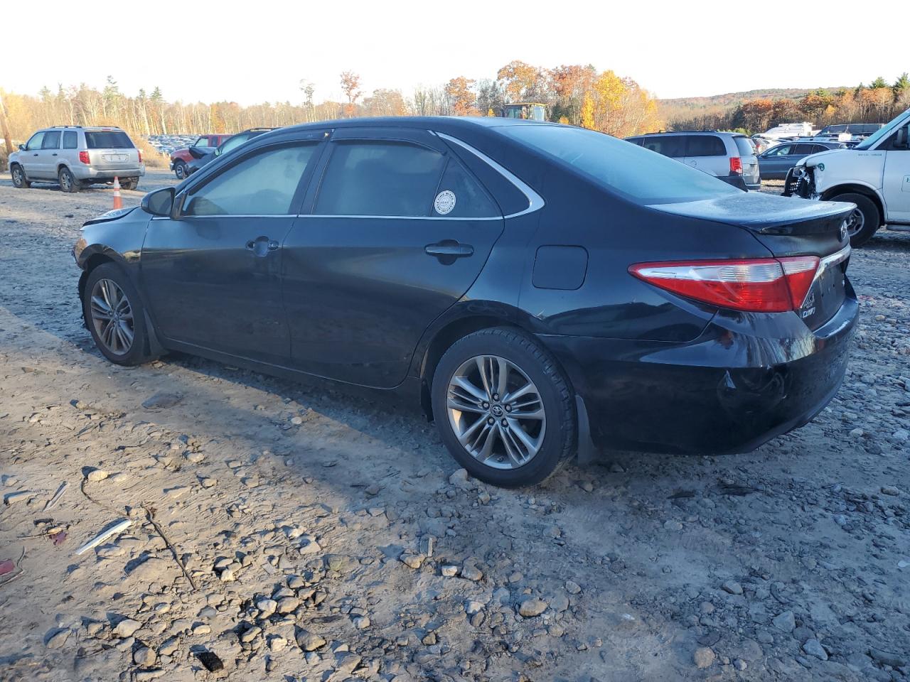 VIN 4T1BF1FK3GU121755 2016 TOYOTA CAMRY no.2