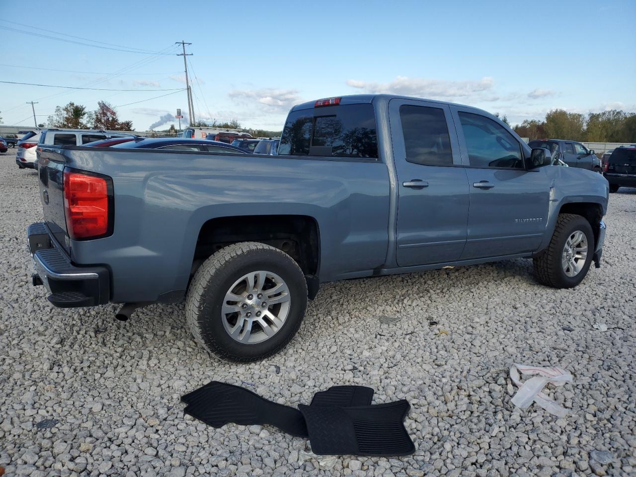 2016 Chevrolet Silverado - Image 3