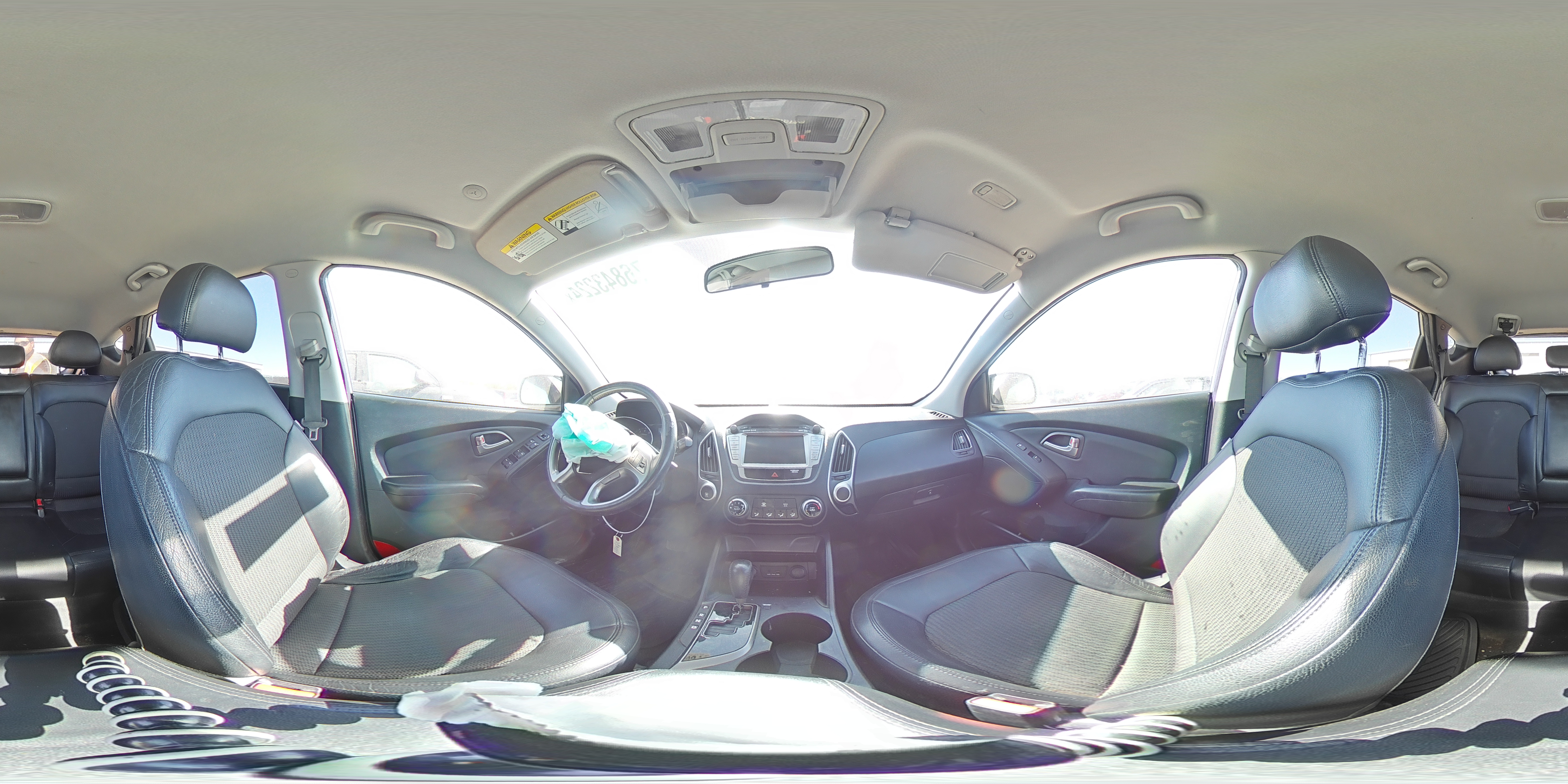 2010 Hyundai Tucson - Image 14