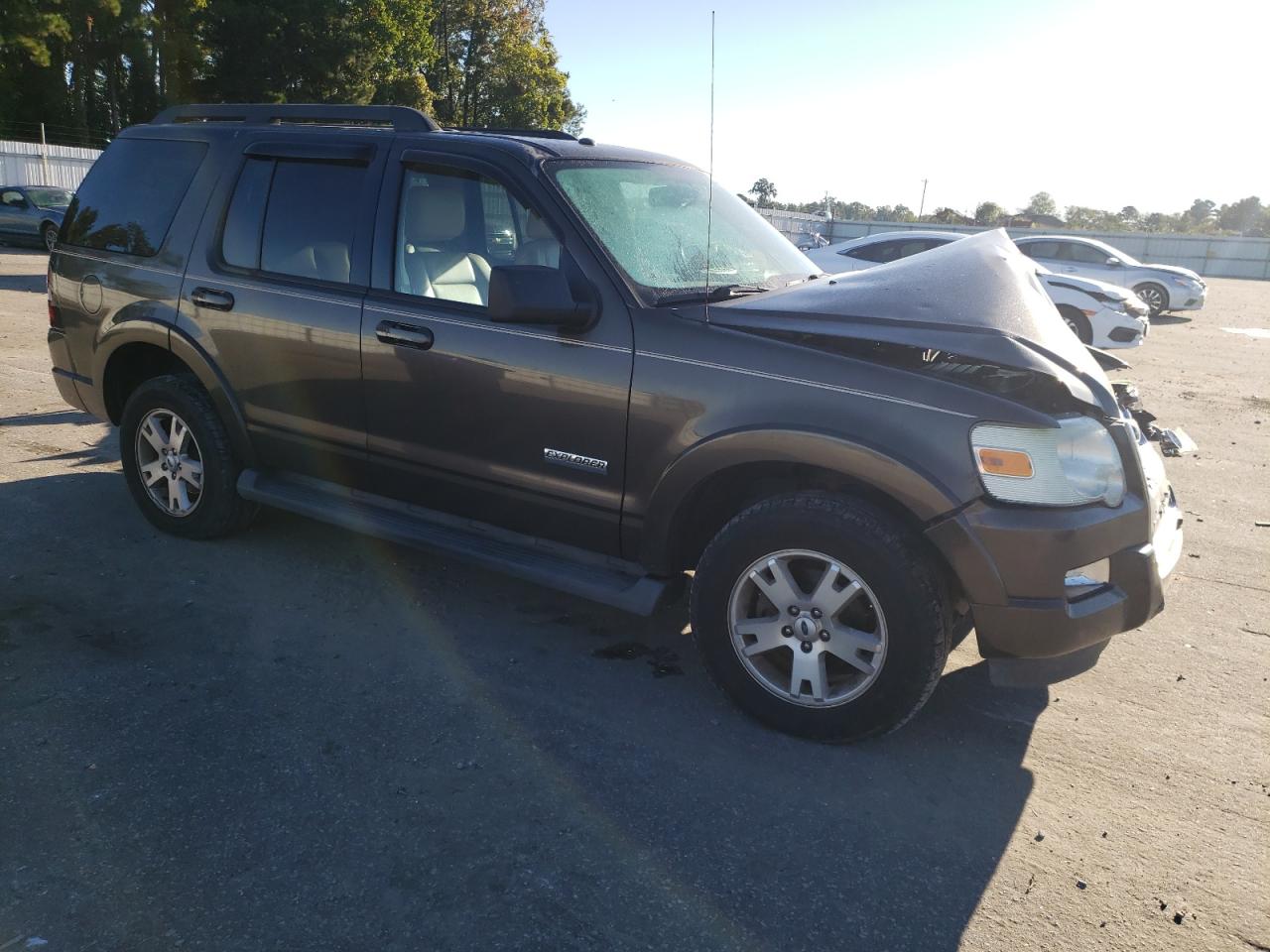 2008 Ford Explorer - Image 4