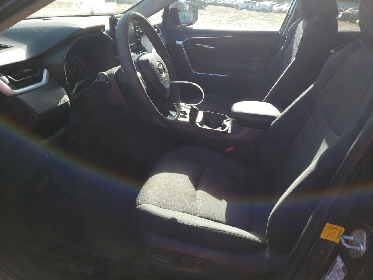 2019 Toyota RAV 4 - Image 7