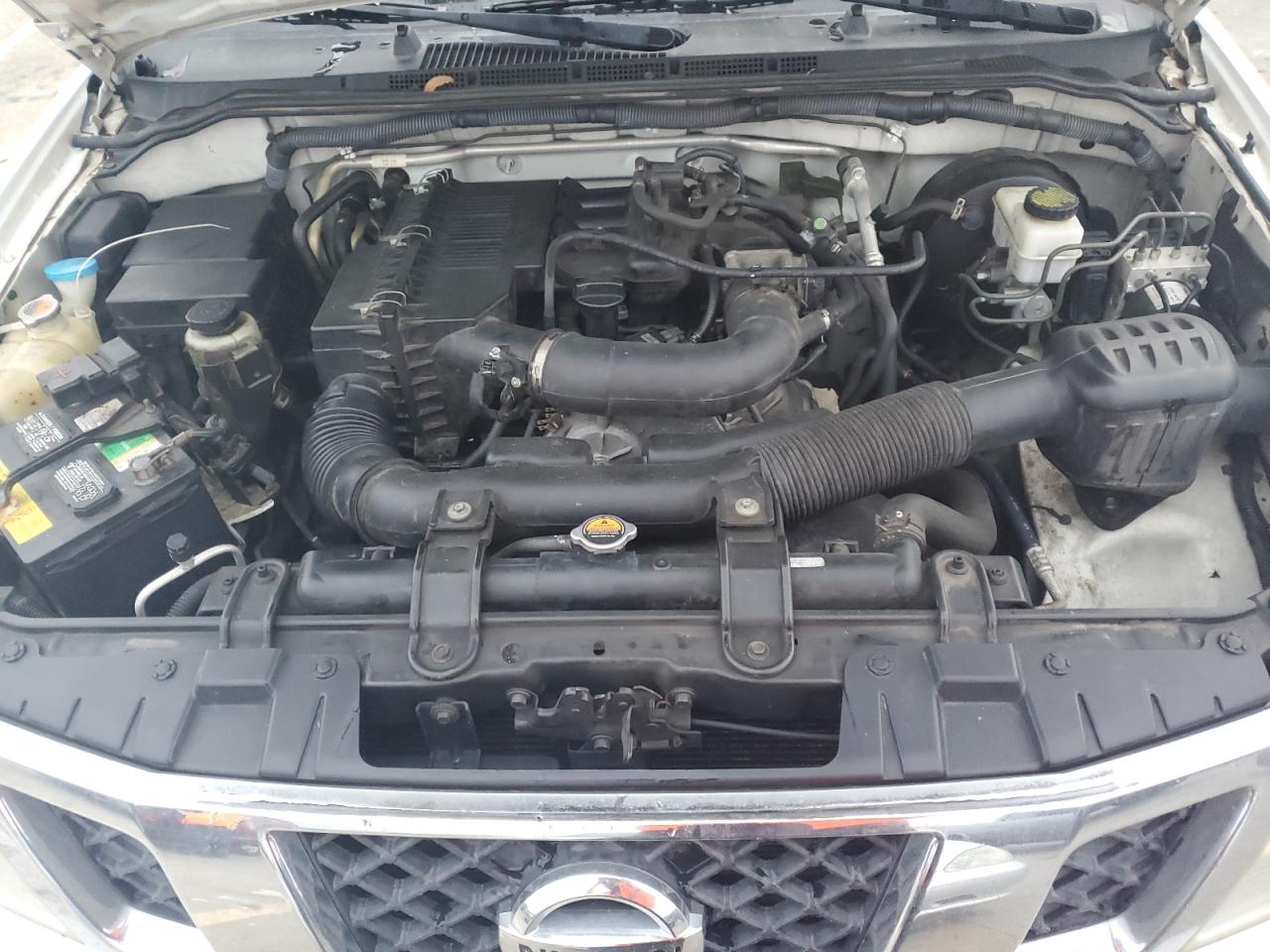 2012 Nissan Navara (Frontier) - Image 11