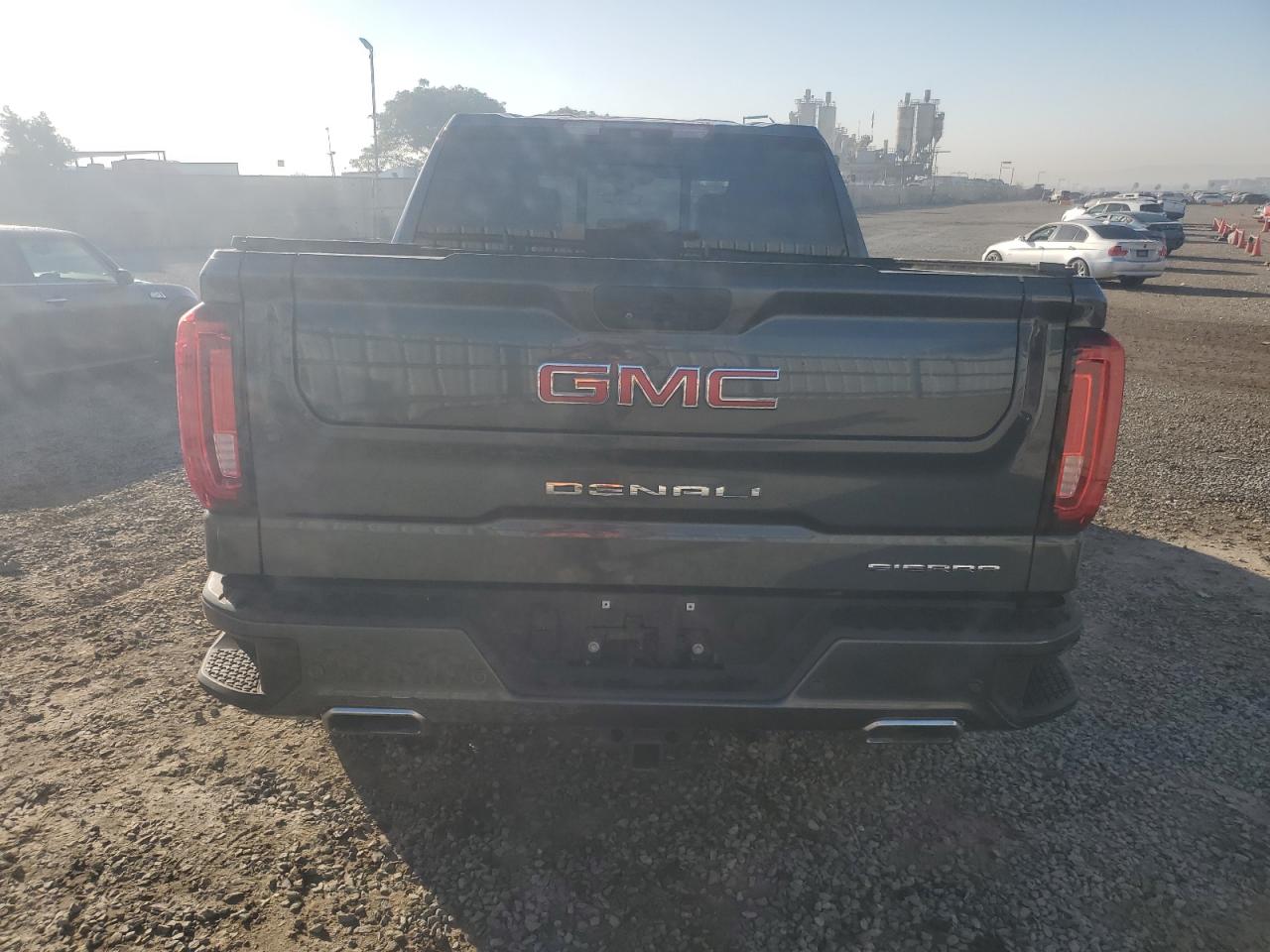 1GTU9FEL1KZ129957 2019 GMC Sierra K1500 Denali