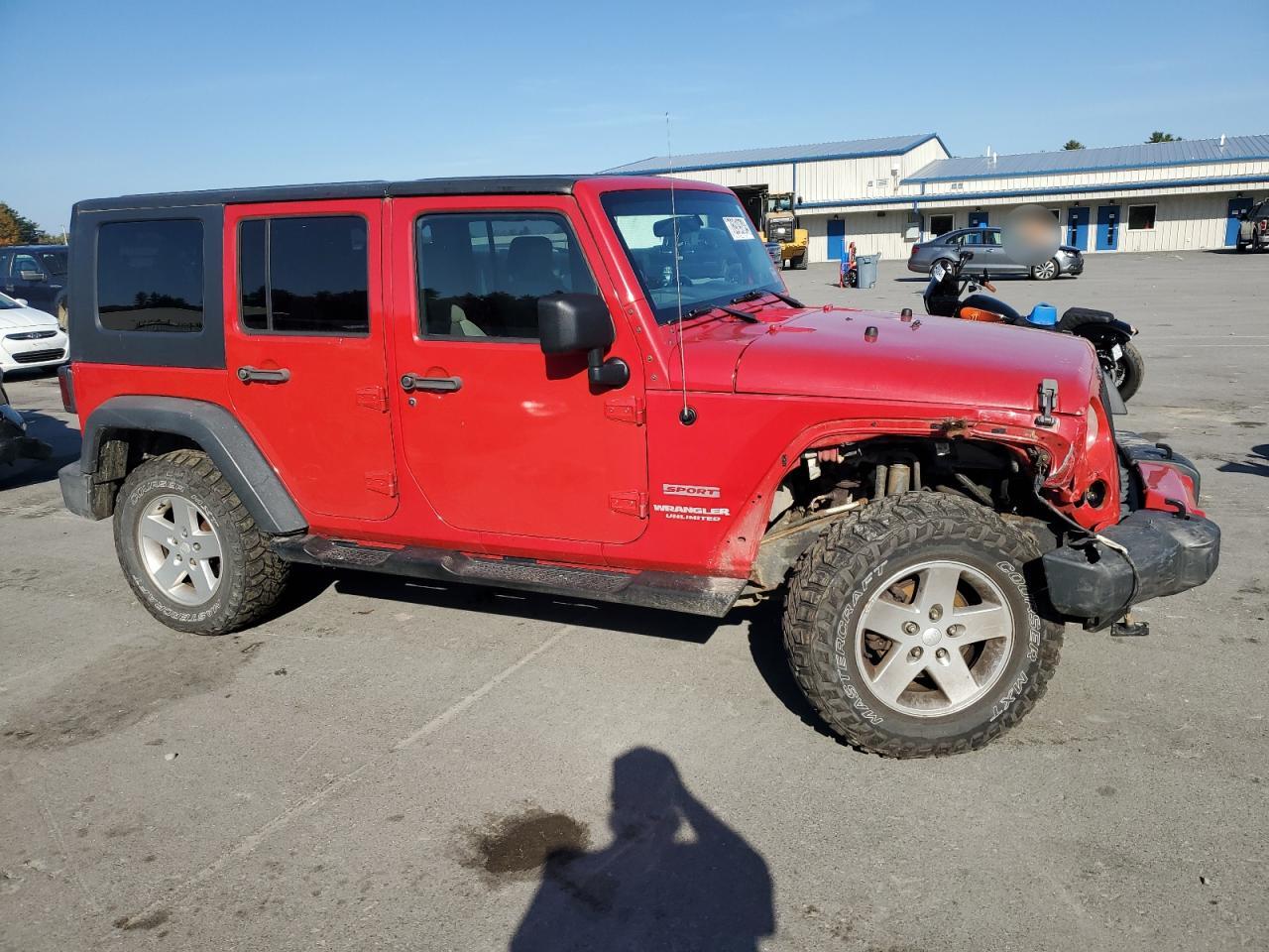2010 Jeep Wrangler - Image 4