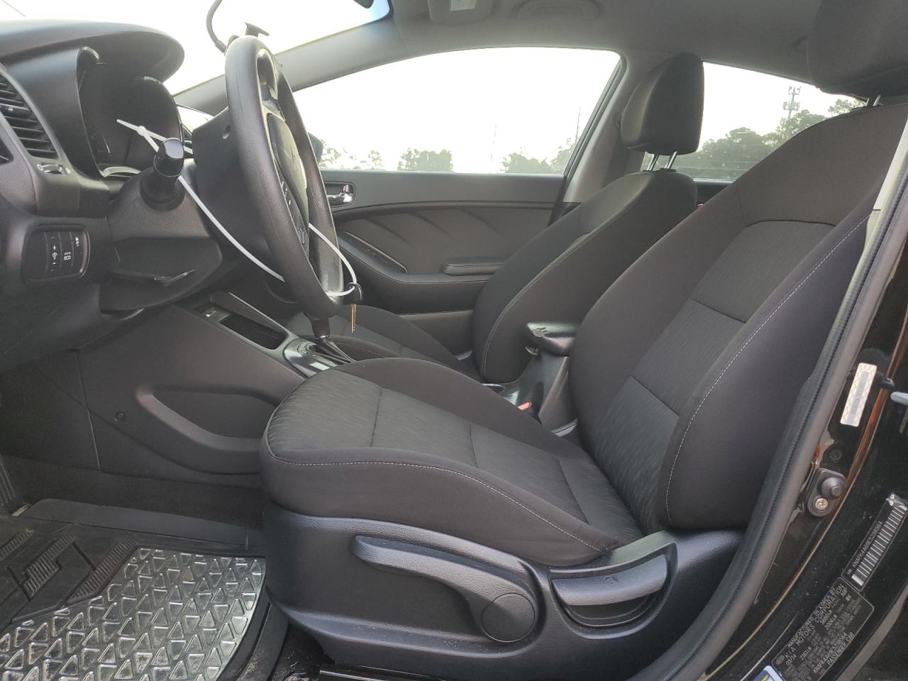 2014 Kia Forte - Image 7