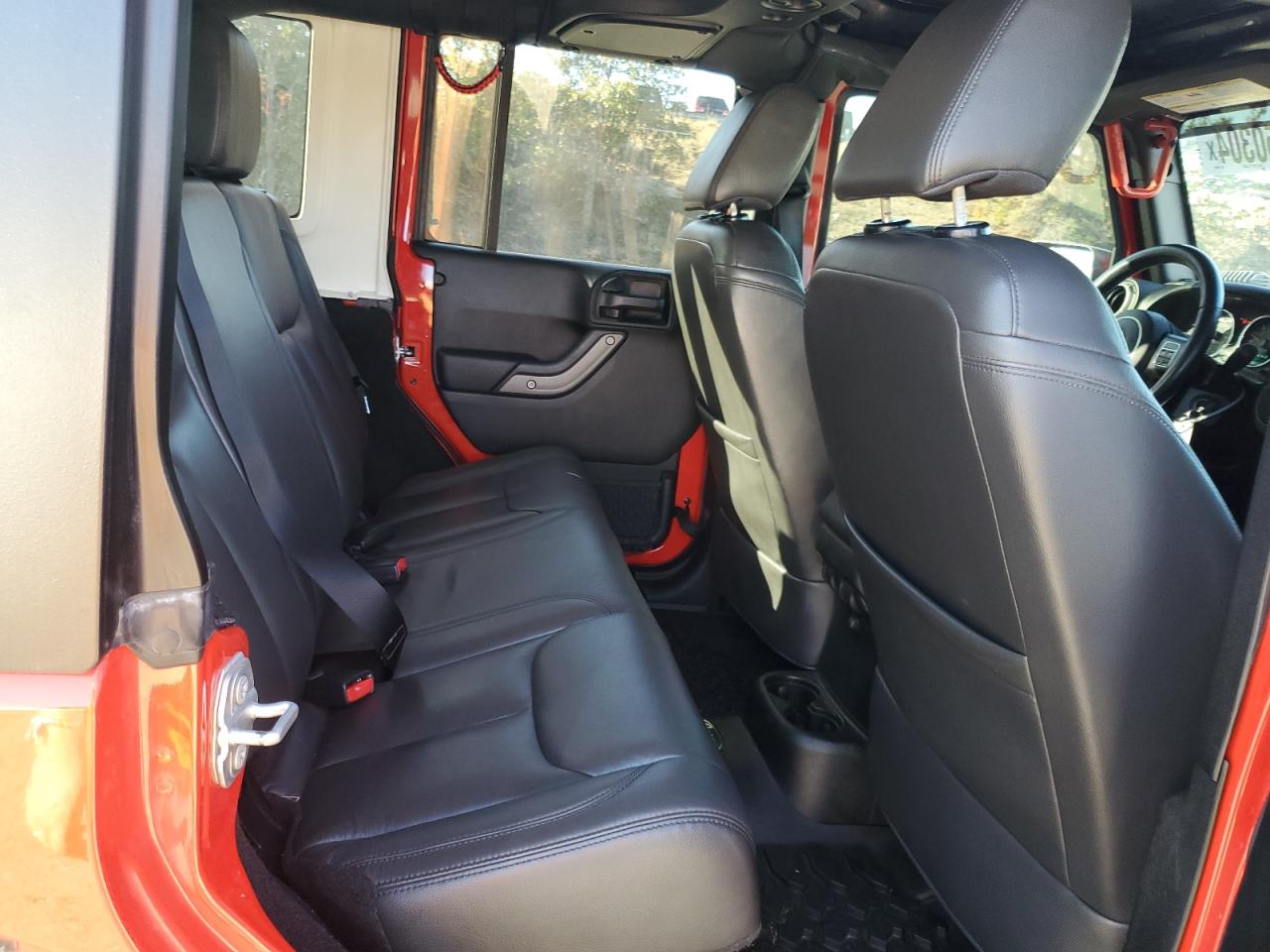 2017 Jeep Wrangler - Image 10