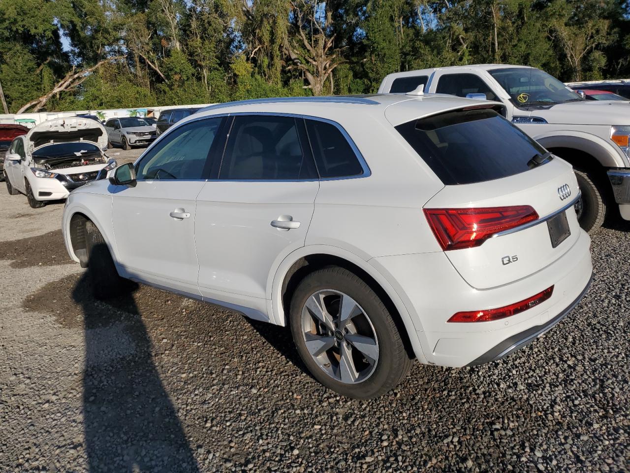 WA1BBAFY2N2085872 2022 AUDI Q5 - Image 2