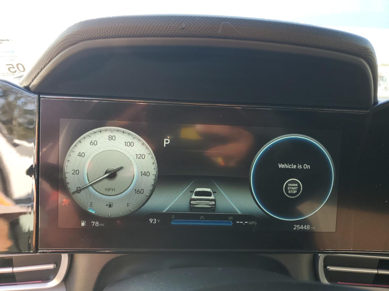 2022 Hyundai Elantra - Image 9
