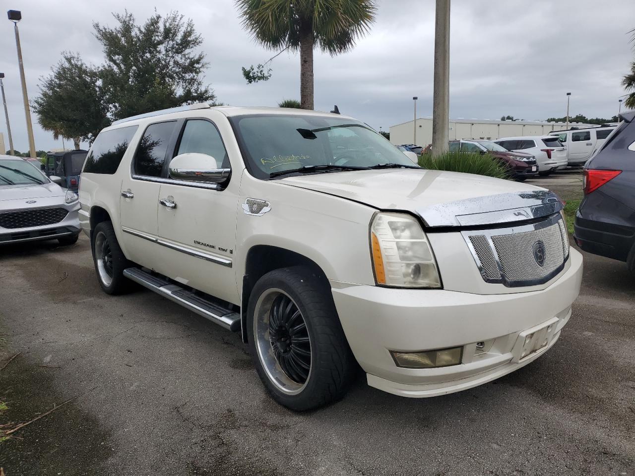 2008 Cadillac Escalade - Image 4
