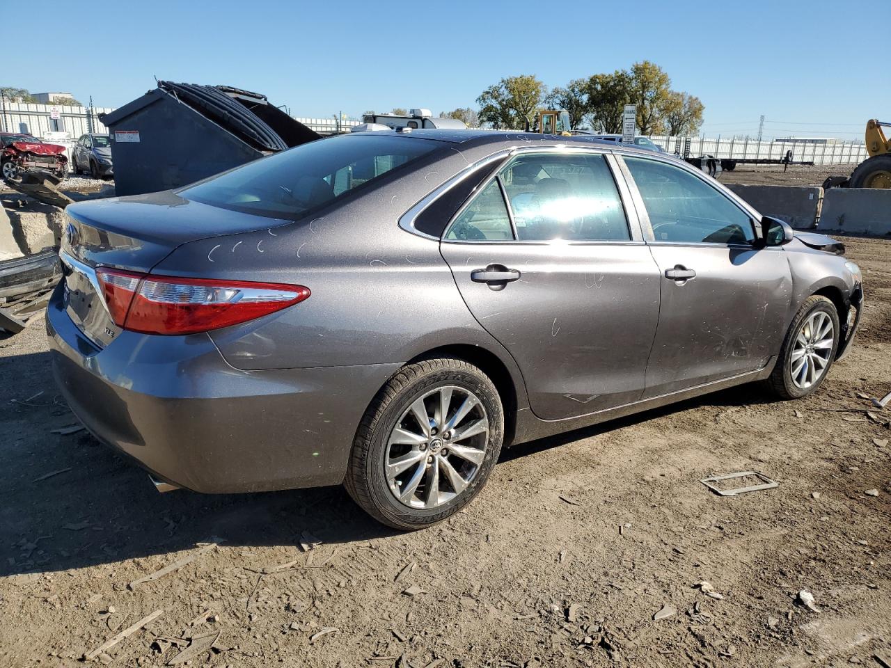2016 Toyota Camry - Image 3