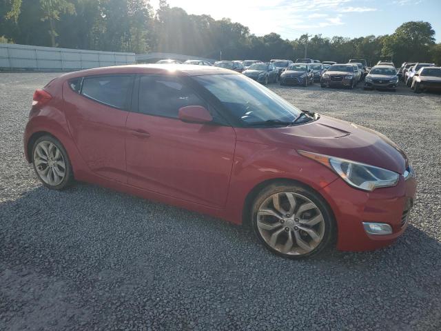  HYUNDAI VELOSTER 2013 Бургунди