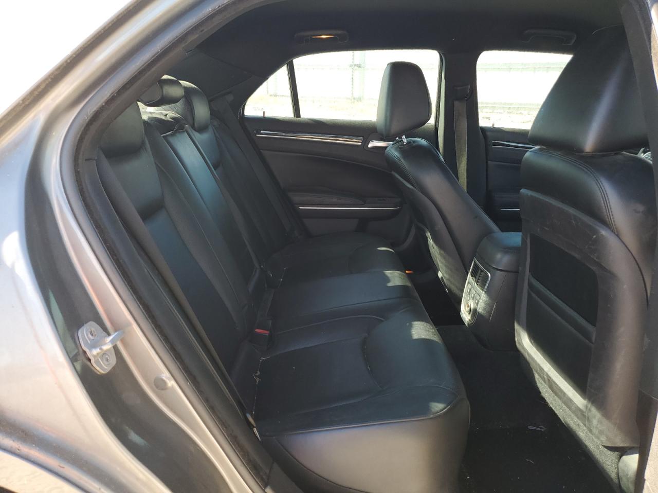 2012 Chrysler 300C VIN: 2C3CCAKT7CH107262 Lot: 76803304