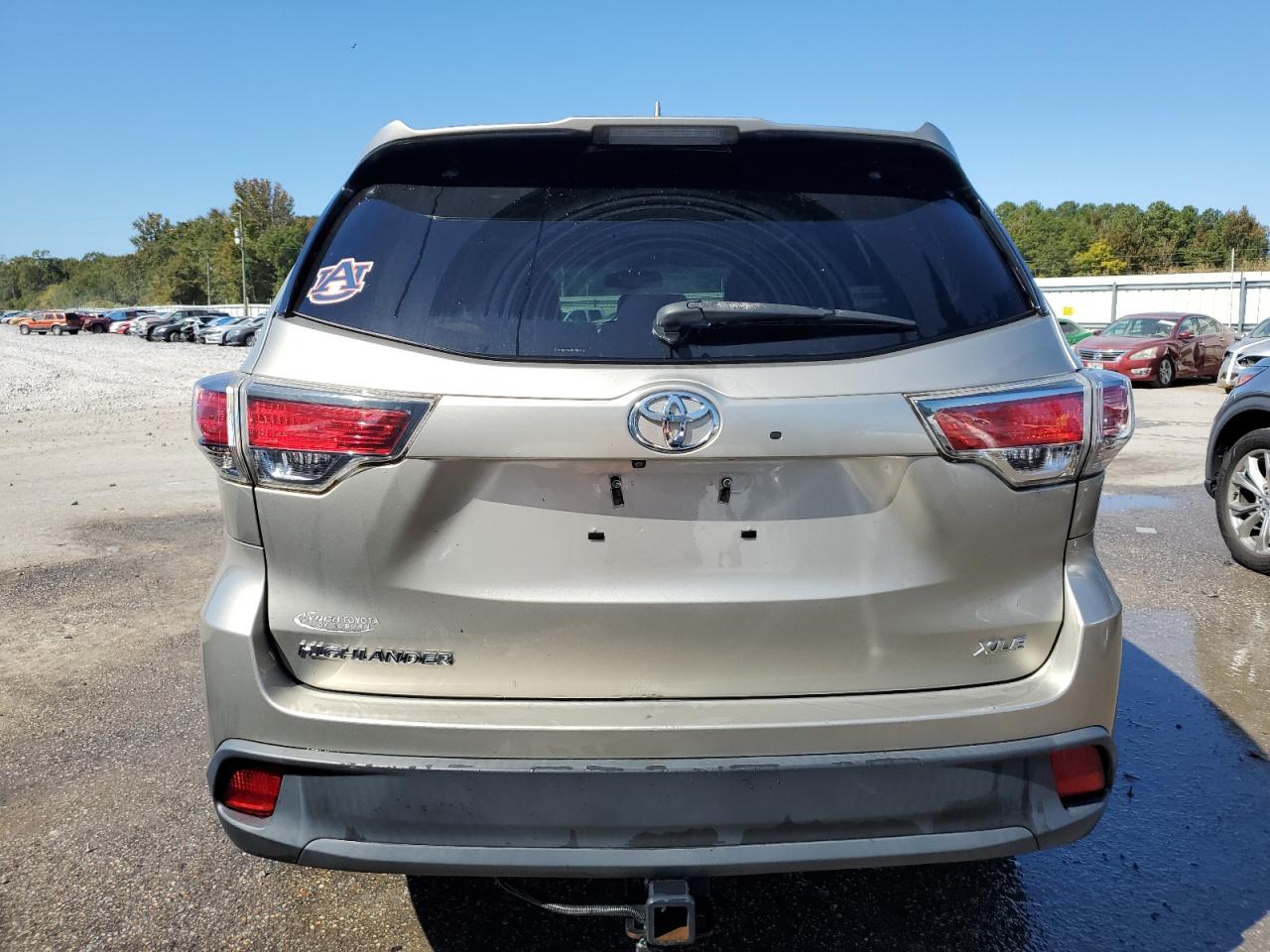 2015 Toyota Highlander Xle VIN: 5TDKKRFH6FS066417 Lot: 77401014