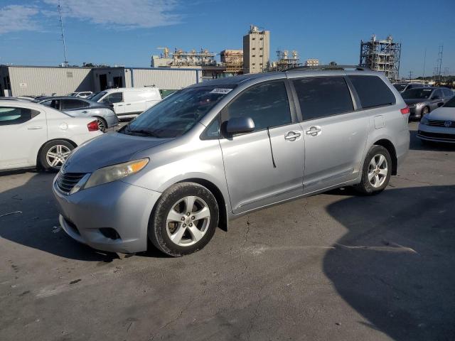 2013 Toyota Sienna Le