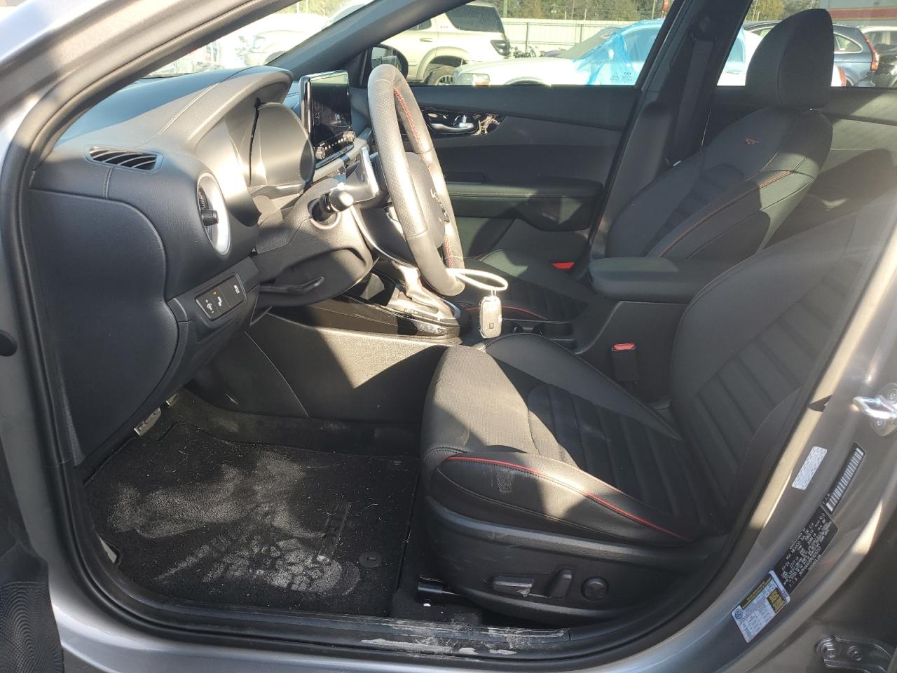 2024 Kia Forte - Image 7